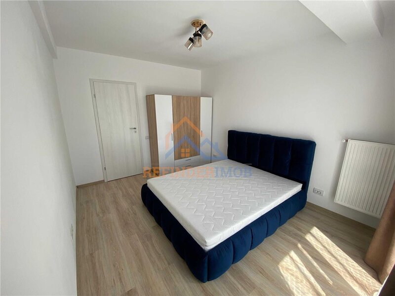 Ozana, apartament 2 camere de vanzare.