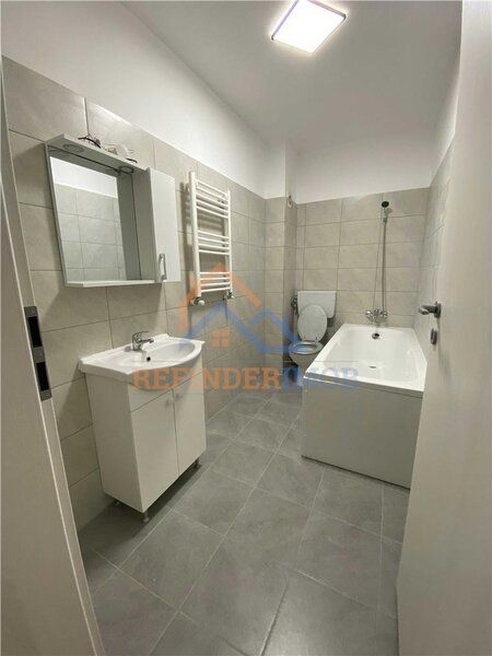 Ozana, apartament 2 camere de vanzare.